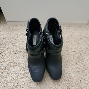 Guess ankle Stilleto boots
